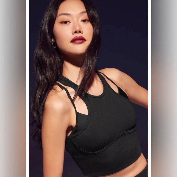 Alo Yoga Ribbed Airlift Enchanted Bra Tank in Black Size Small